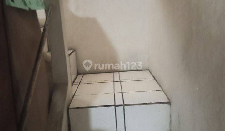 Rumah 2 Lantai Di Perumnas Sarijadi 2