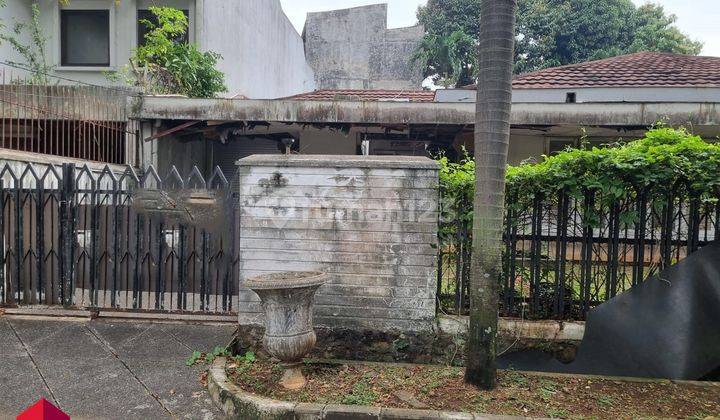 Rumah di Dukuh Patra Kuningan Jakarta Selatan Butuh Renovasi 1