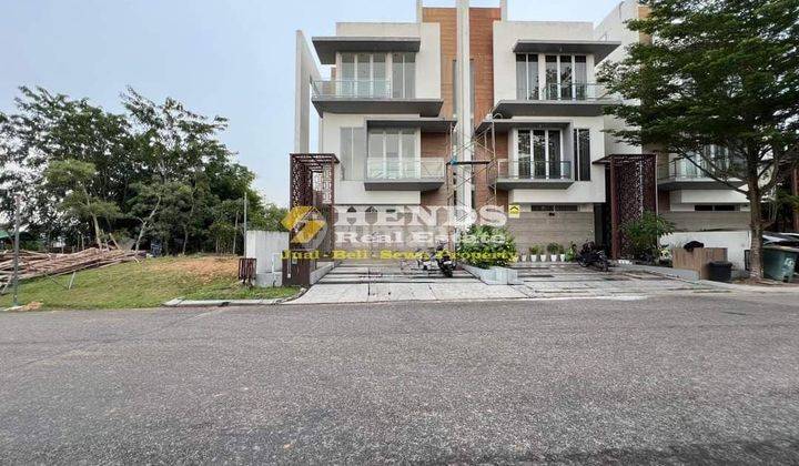 Rumah 3 Lantai Siap Huni Citraland Megah Batam Centre 1