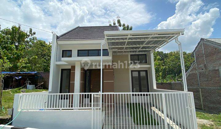 Rumah Baru Modern Minimalis nan Asri di Kota Bantul 1