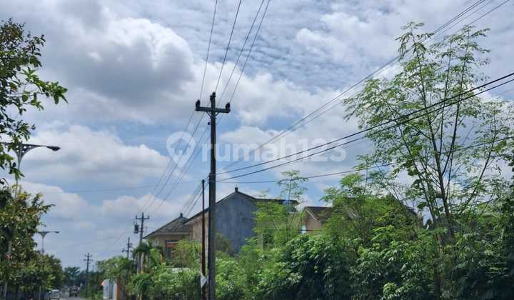 Dijual Siap Bangun di Kawasan Perumahan