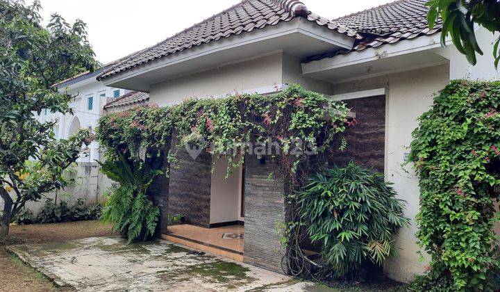 Di.jual Rumah / Villa Di Bogor  1