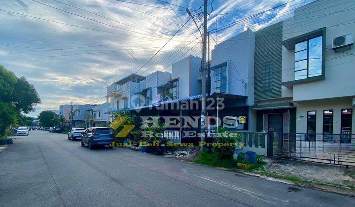 Dijual rumah 2.5 Lantai siap huni&full furnish di Permata Baloi 2