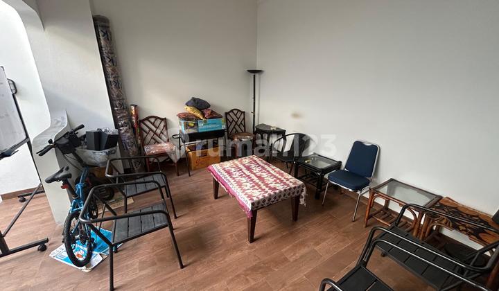 Rumah Nyaman di Lebak Bulus