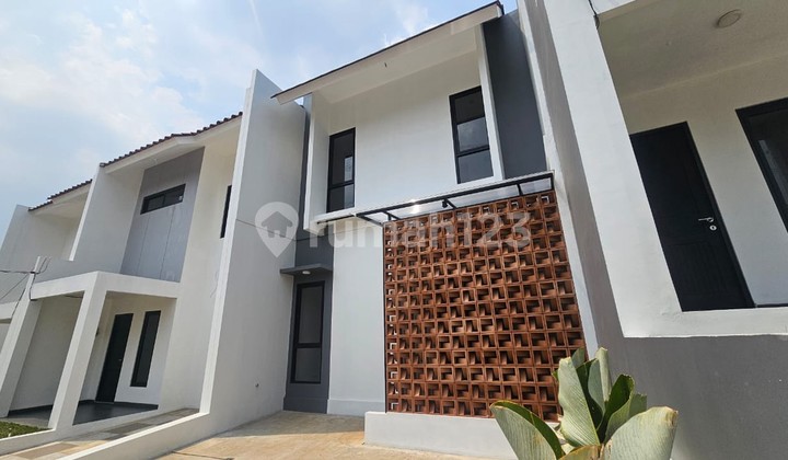 Rumah minimalis tropis cinere