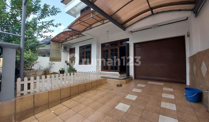 Rumah 5 Kamar Tidur di Bukit Cinere Indah
