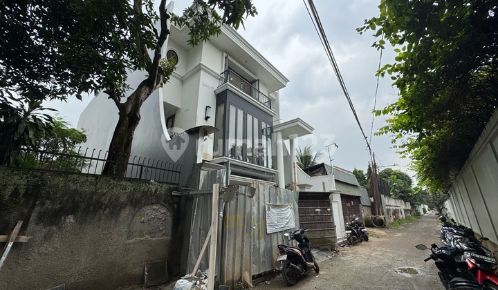 Brand New Cipete Swimming Pool