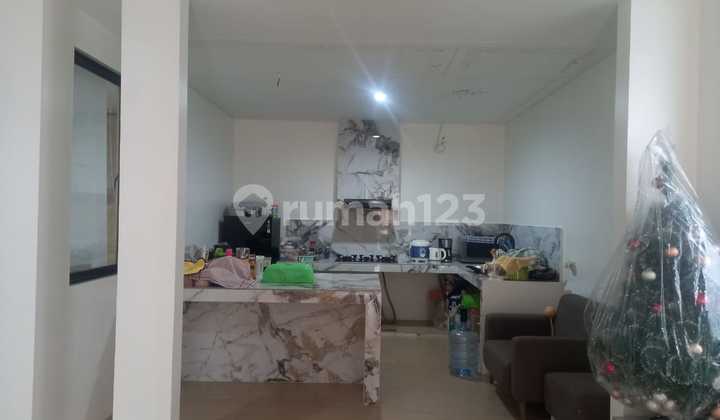 Ready-to-Occupy House at Cendana Arbory Peak Lippo Karawaci, Strategic Location 2