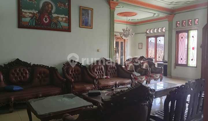 Nice 2.5 Story House in Strategic Cipayung, East Jakarta 2