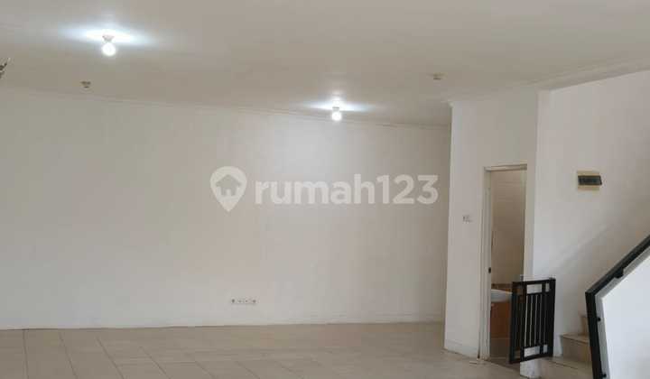 For Rent Quickly Ready-to-Use Shop House in Harapan Indah Bekasi 2