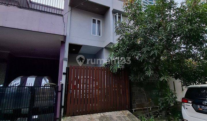 Dijual Cepat Rumah 2 Lantai Bagus Unfurnished SHM Di Taman Cikas Galaxy Bekasi, Bekasi 1