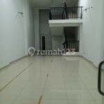 For Rent: Strategic 3-Story Shop House in Emerald Summarecon Bekasi