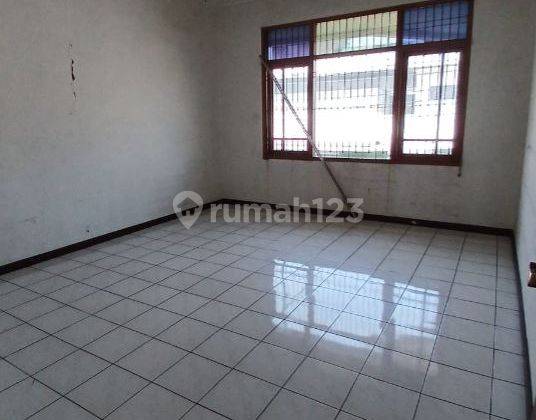 Rumah 2 Lantai SHM di Taman Galaxy Bekasi  2,5 M Nego 2