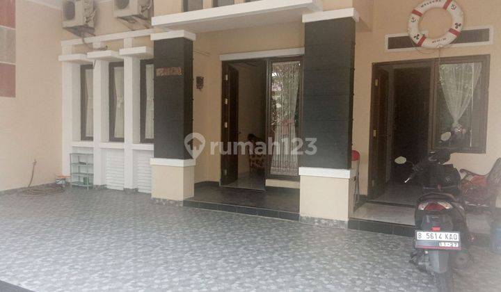 Disewakan Rumah 2 Lantai Bagus Furnished Siap Huni Di Cluster Aralia Harapan Indah Bekasi , Bekasi 2