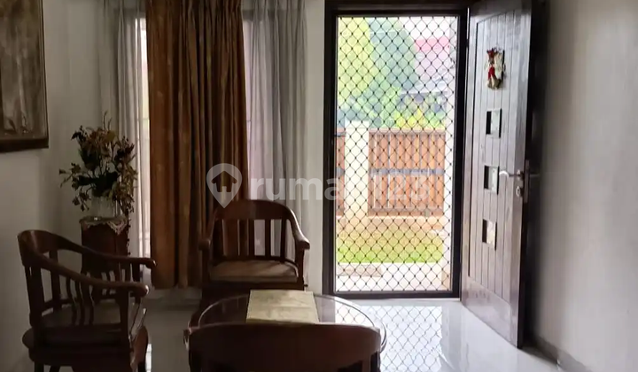 For Quick Sale: Nice Corner House Ready to Occupy in Aralia Cluster, Bekasi 2