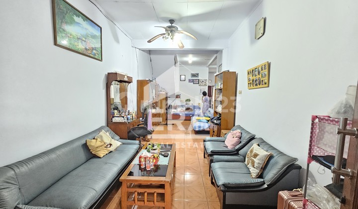 Ready-to-Occupy 1.5-Story Building House in Harapan Indah, Bekasi 2