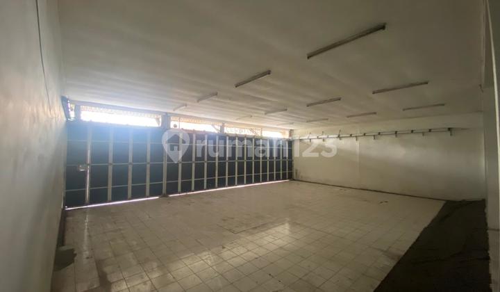 For Quick Sale Ex Showroom On Sultan Agung Main Road Bekasi