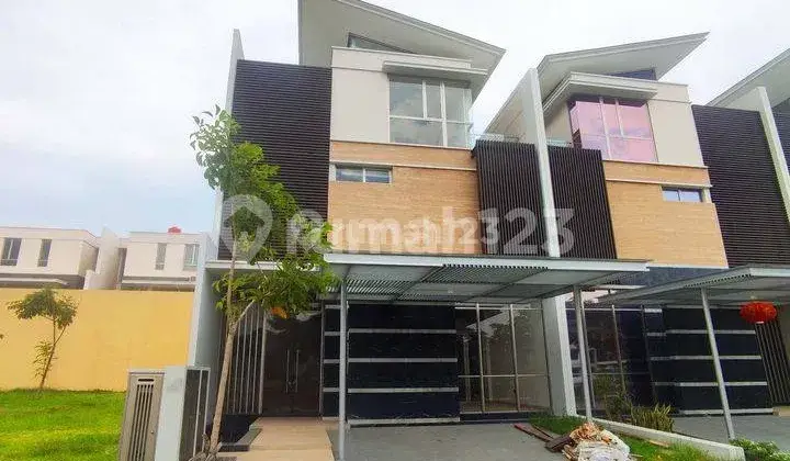 Rumah Golf Island Mozart Signature Uk 10x25 Bagus Unfurnished 1