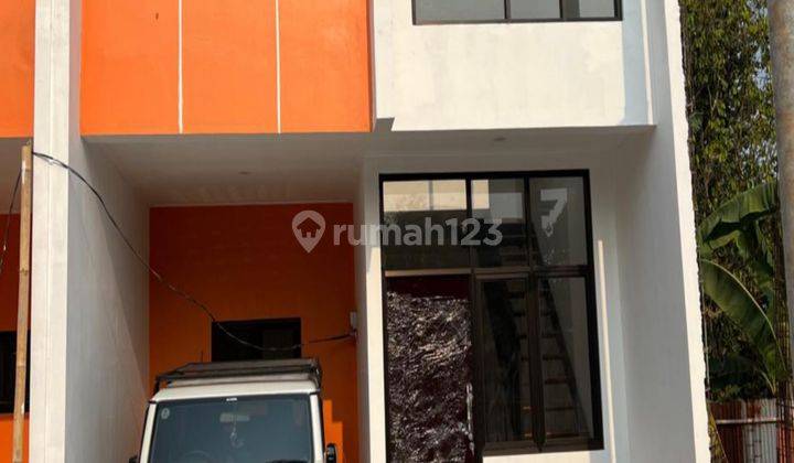 Rumah 2 Lantai Dekat Tol Grandwisata Rumah Baru Unfurnished SHM - Sertifikat Hak Milik 1