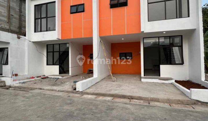 Dijual Cepat Rumah 2 Lantai Mawar Regency 1