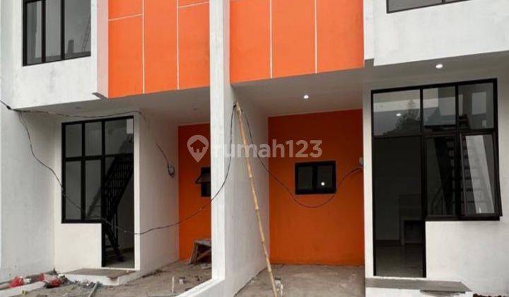 Rumah 2 Lantai Dekat Toll Setu Rumah Baru SHM - Sertifikat Hak Milik di Jalan Raya Cibening, Setu 2