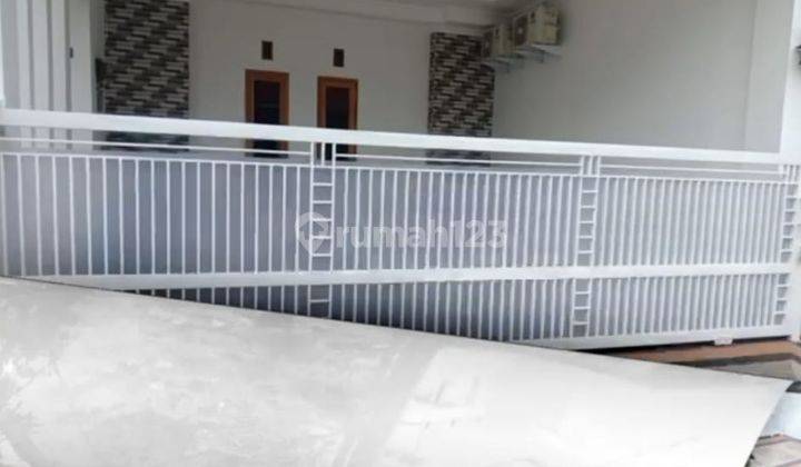 Rumah 2 Lantai Bagus SHM di Boulevard Hijau, Bekasi 2