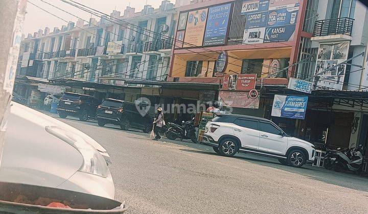 Ruko di Harapan Indah 2, Bekasi 140 m Bagus Hak Guna Bangun 1