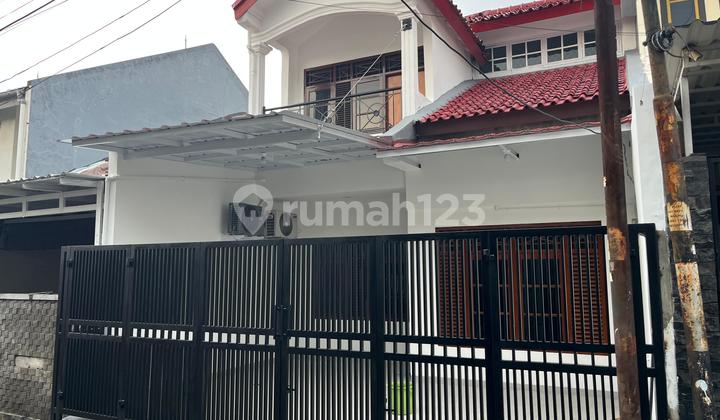 Jual Cepat Rumah 2 Lantai Lokasi Strategis Pondok Bambu Jakarta Timur 