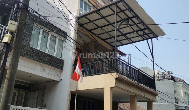 Rumah 4 Lantai Bagus Semi Furnished di Kelapa Nias, Jakarta Utara 2