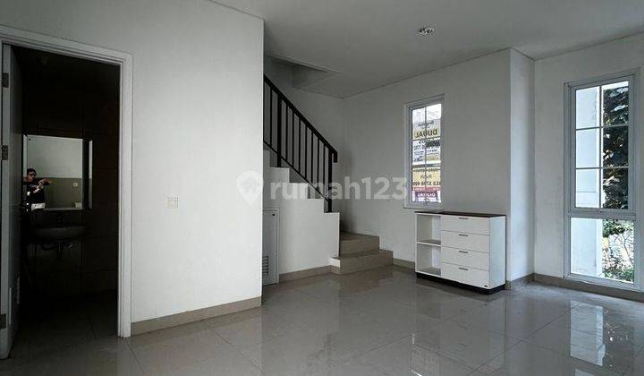 Di Jual Murah Rumah 2 Lantai Semifurnished Di Bsd City, Tangerang 2