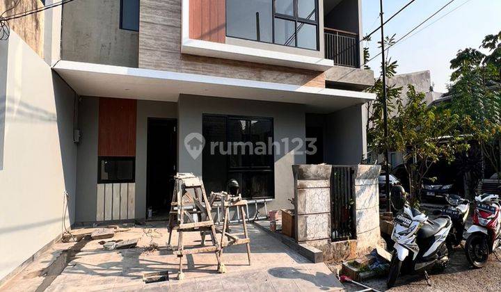 Rumah bagus siap huni 2 Lantai di Graha Bintaro 1