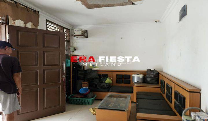 Rumah Bagus Semi Furnished Berlokasi Strategis Di Metland Puri 2