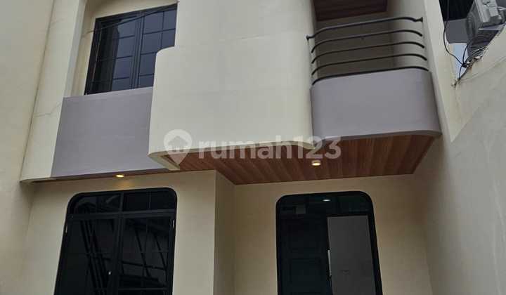 Rumah Brand New Lingkungan Asri, Siap Huni, di Sektor 1D Gading Serpong Rumah Brand New Lingkungan Asri, Siap Huni, di Sektor 1D Gading Serpong
