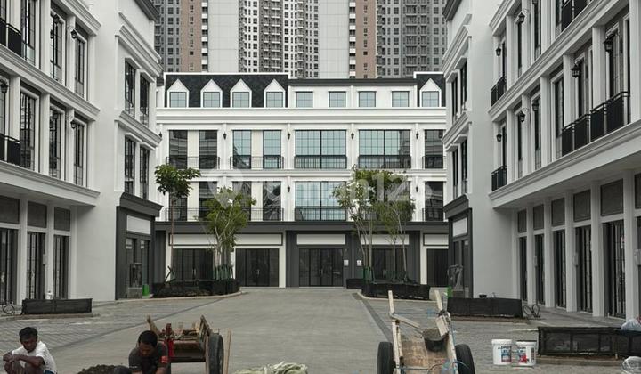 Ruko 3 Lantai + Rooftop, Lokasi Strategis, di Harvard Pik 2 Ruko 3 Lantai + Rooftop, Lokasi Strategis, di Harvard Pik 2