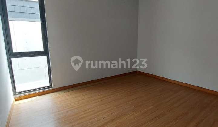 Dijual Rumah Bagus, Lingkungan Asri, Siap Huni, di Green Wich Cluster Caelus Bsd 2