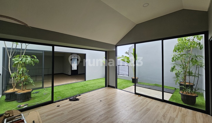 Rumah 3 Lantai, Lingkungan Asri, di Cluster Banyan Village - The Green Bsd 2