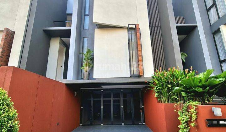 Rumah Cantik Full Furnished Dekat Toll Veteran 1