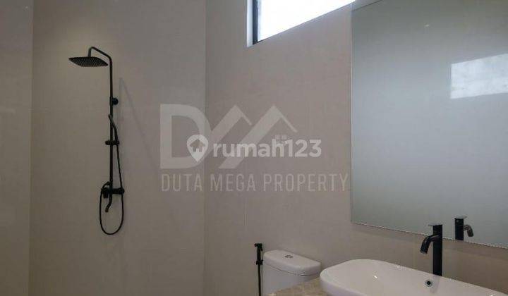 Rumah Mewah 3 Lt Siap Huni Di Modernland Tangerang Full Furnished 2