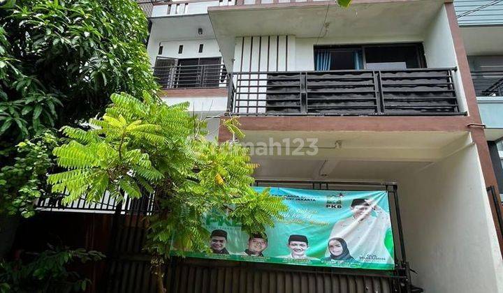 Rumah Dua Lantai Di Jakarta Utara Perum Pelindo Rumah Shm 2 Lantai Sudah Renovasi Timur 1