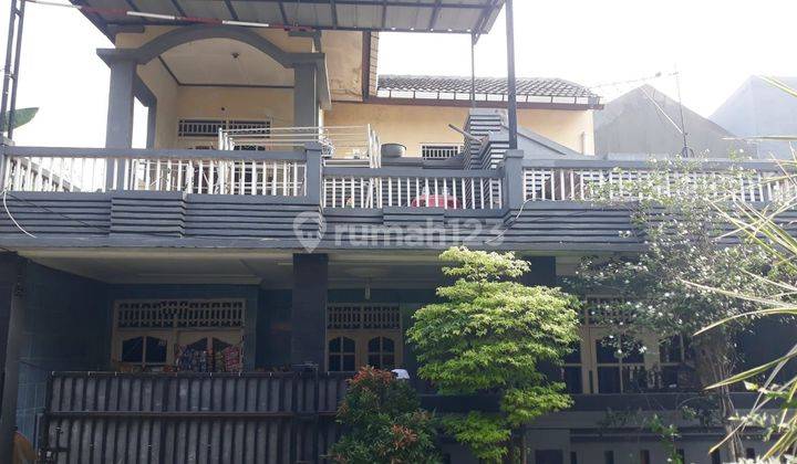 Dijual Hunian Minimalis Dua Lantai Rumah 2 Lantai Shm Sudah Renovasi Timur 1