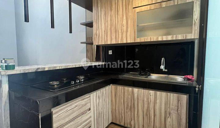 Rumah Semi Furnished di Bintaro Sektor 9  2