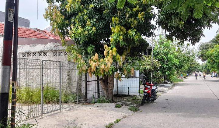 Rumah Pinggir Jalan Besar di Karangsatria Bekasi  1