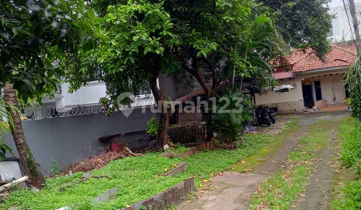 Dijual Rumah di Jalan Swakarya Bawah Pondok Labu Jakarta Selatan Cocok untuk Bangun Kos Kosan karena Dekat dengan Rumah Sakit Fatmawati 1