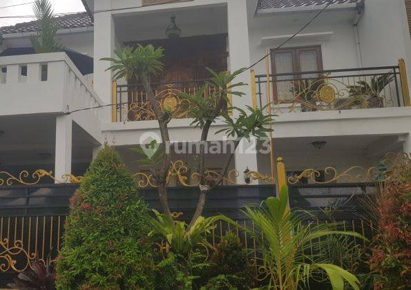 Rumah 2 Lantai Bagus Siap Huni di Bintaro  1