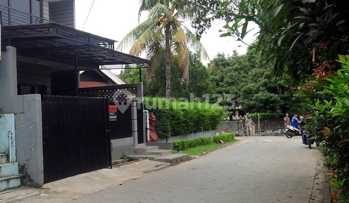 For Sale: House near STAN Bintaro Sector 5 2