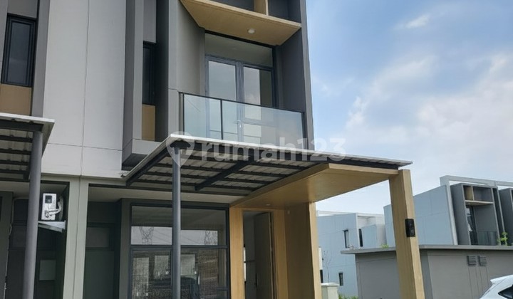 For Sale Semi-Furnished Ready-to-Occupy House in Tanakayu BSD City