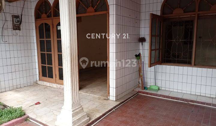 Rumah 2 Lantai Lokasi Strategis Di Pondok Kelapa S8337 1