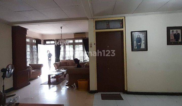 Rumah Lokasi Strategis Di Utan Kayu Matraman Jakarta Timur S7061  1