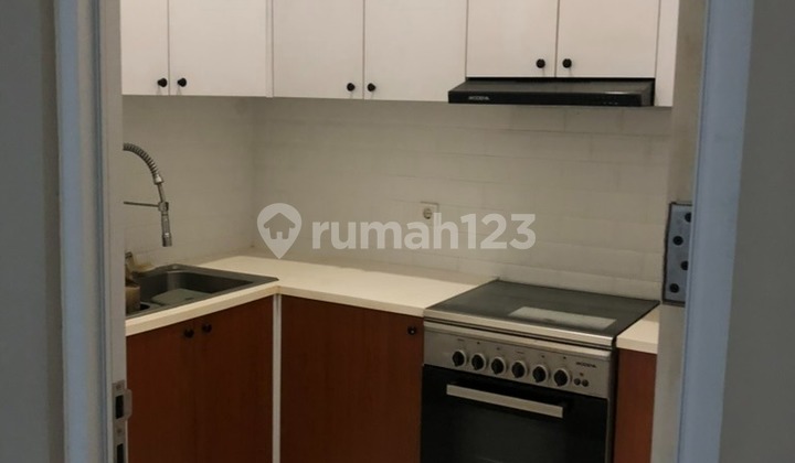 Dijual Rumah 3,5 Lantai SHM Siap Huni di Regency Villa Melati Mas 2