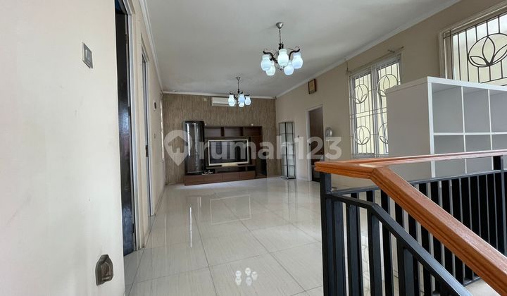 For Rent: 2-Story Semi-Furnished House Ready to Occupy in Banjar Wijaya Cipondoh Tangerang